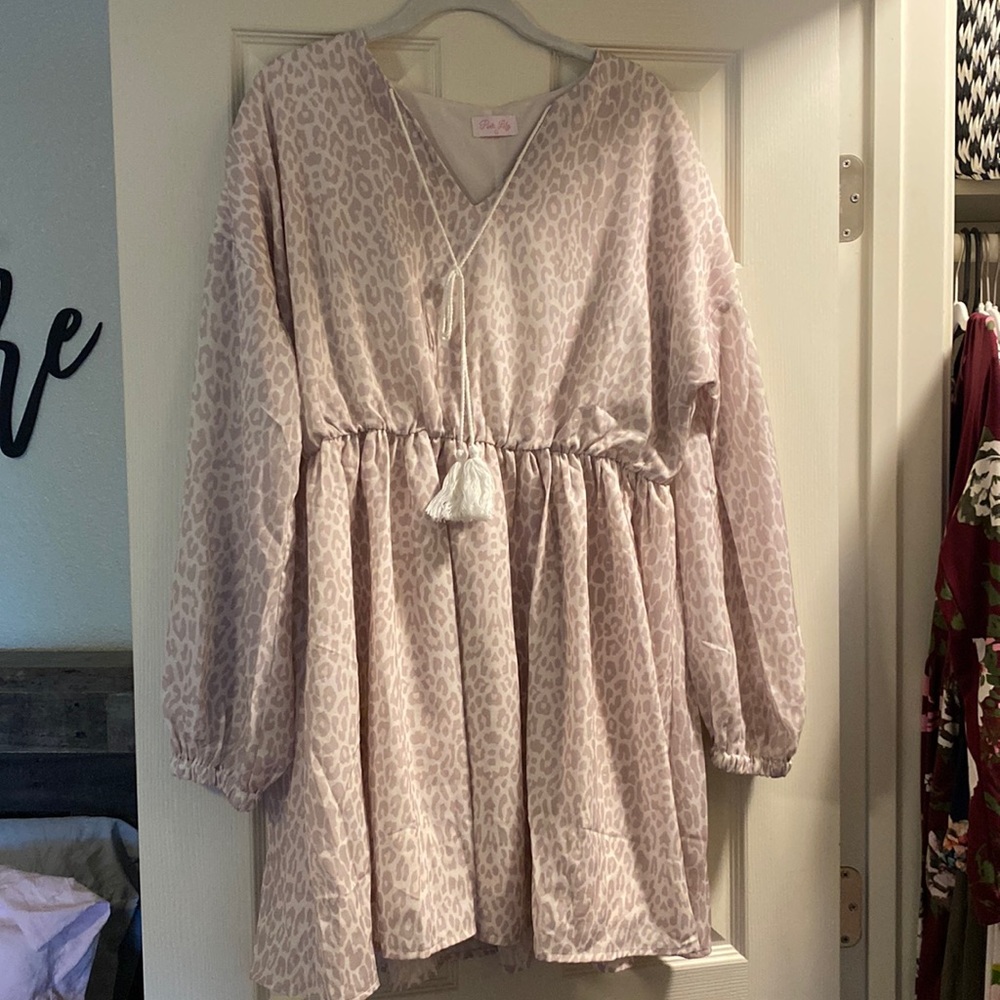 NWOT pink lily limited edition leopard dress